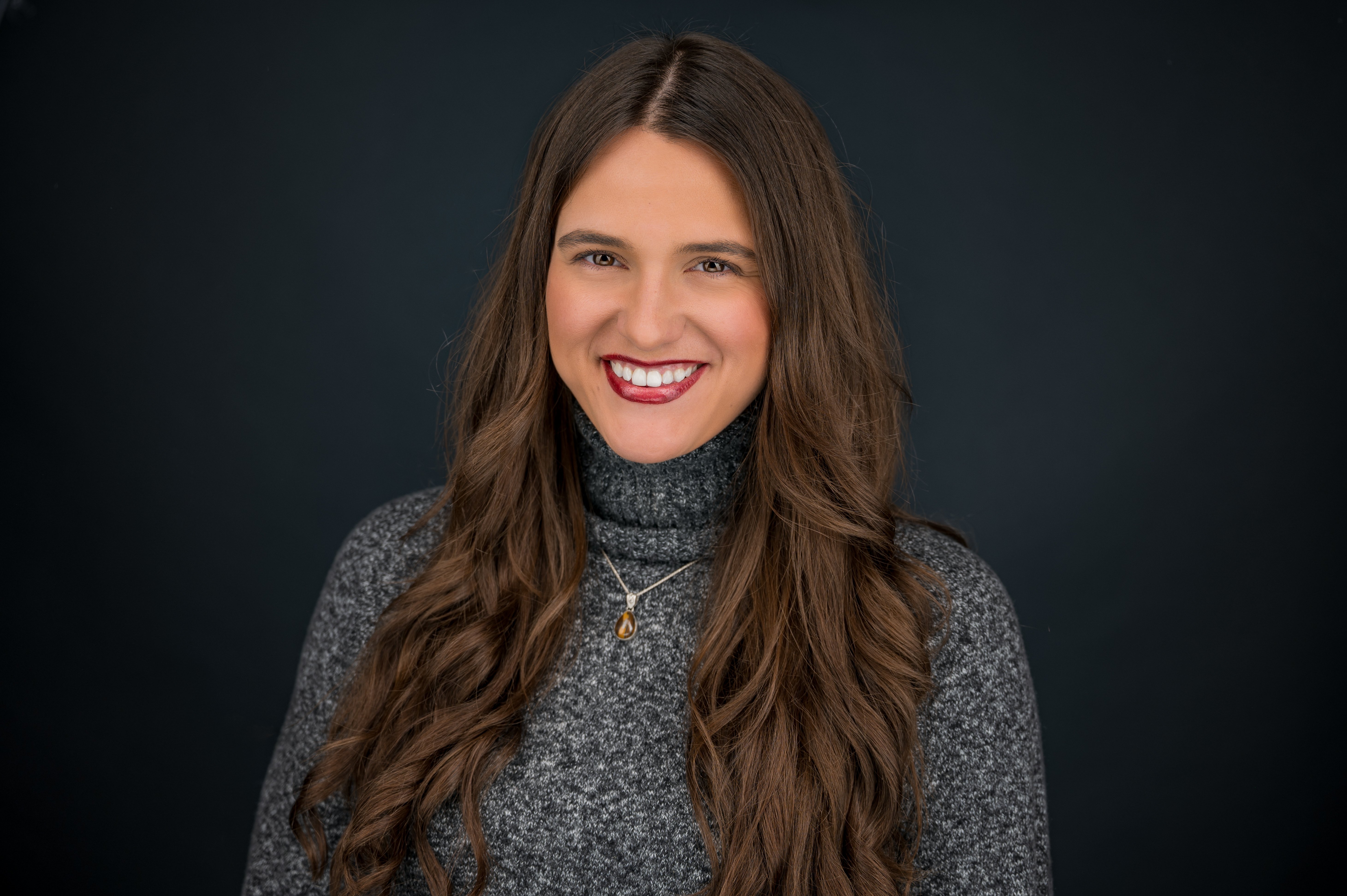 Ivy Stephenson - Professional Female Voiceover Artist Nashville Orlando